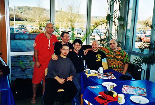 Trainerphoto NBL 03 (v.r.n.l. Ralf Kussler, Marco Librera, Guido Reimann, Roberto Laura, Patrick Schlichting, Christian von Praun)